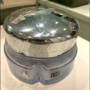 Women’s Terry Mugler powder sparkle